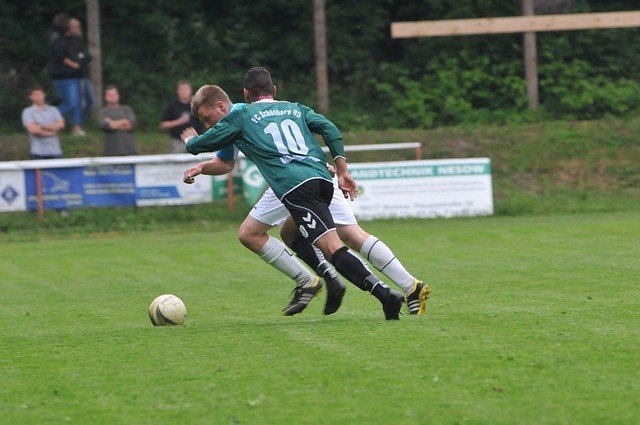 桑托斯高层力挺内马尔：天才总被误解，我们永远支持你